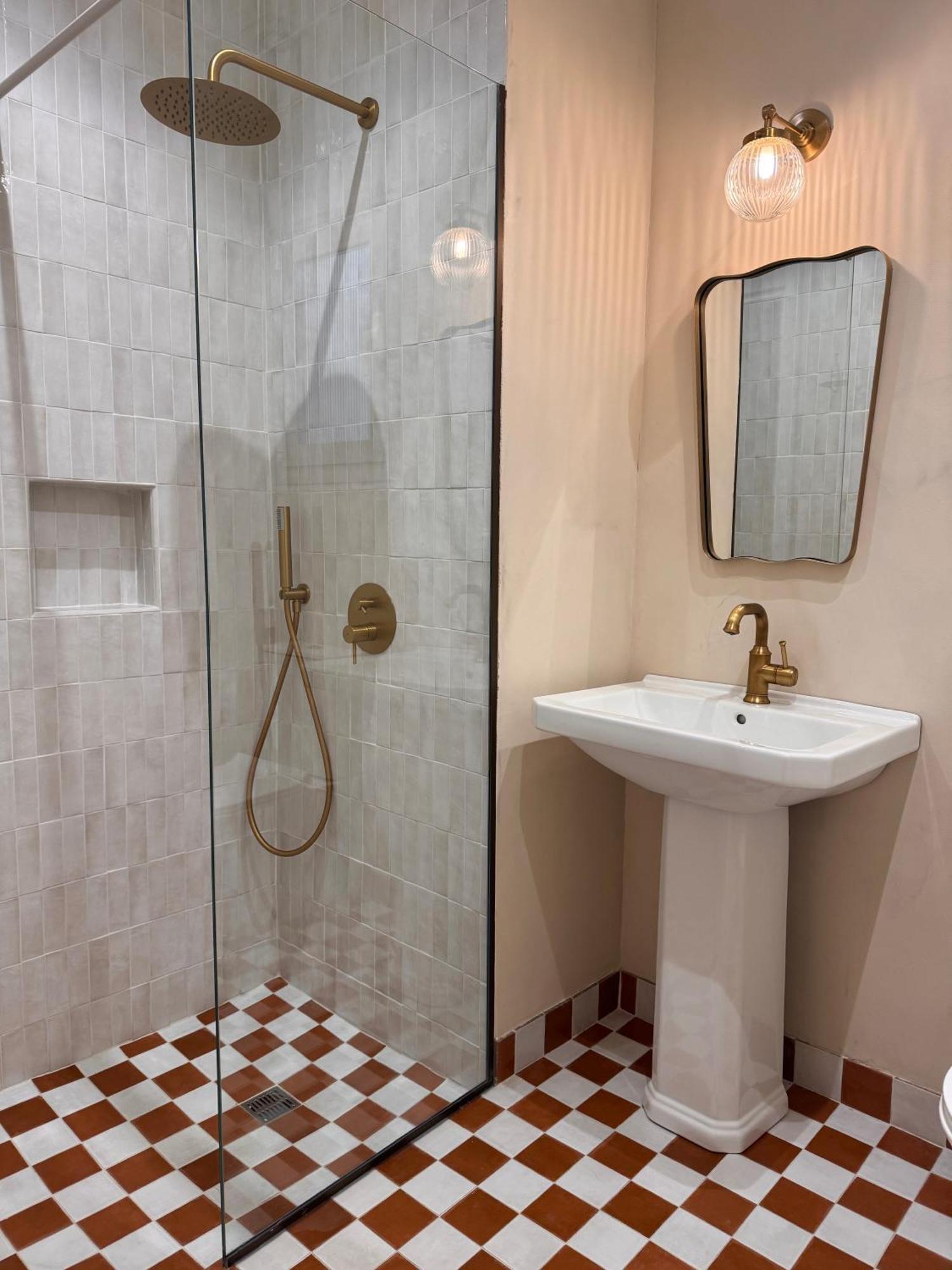 Liberty House - Central Two Bedroom Apartments Nikosia Exterior foto